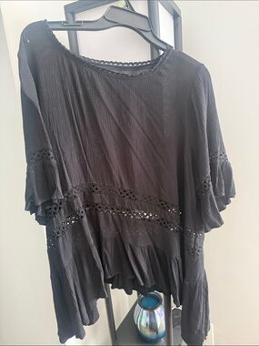 Source Unknown Black Boho Crochet-Trim Peasant Top